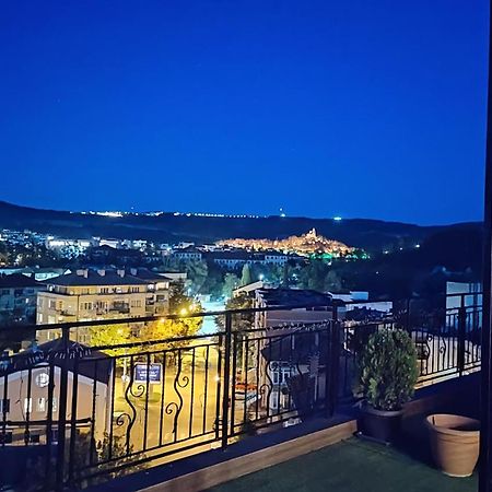 Unique Studio- Great Balcony And View! Parking Possibility! Veliko Tarnovo Extérieur photo