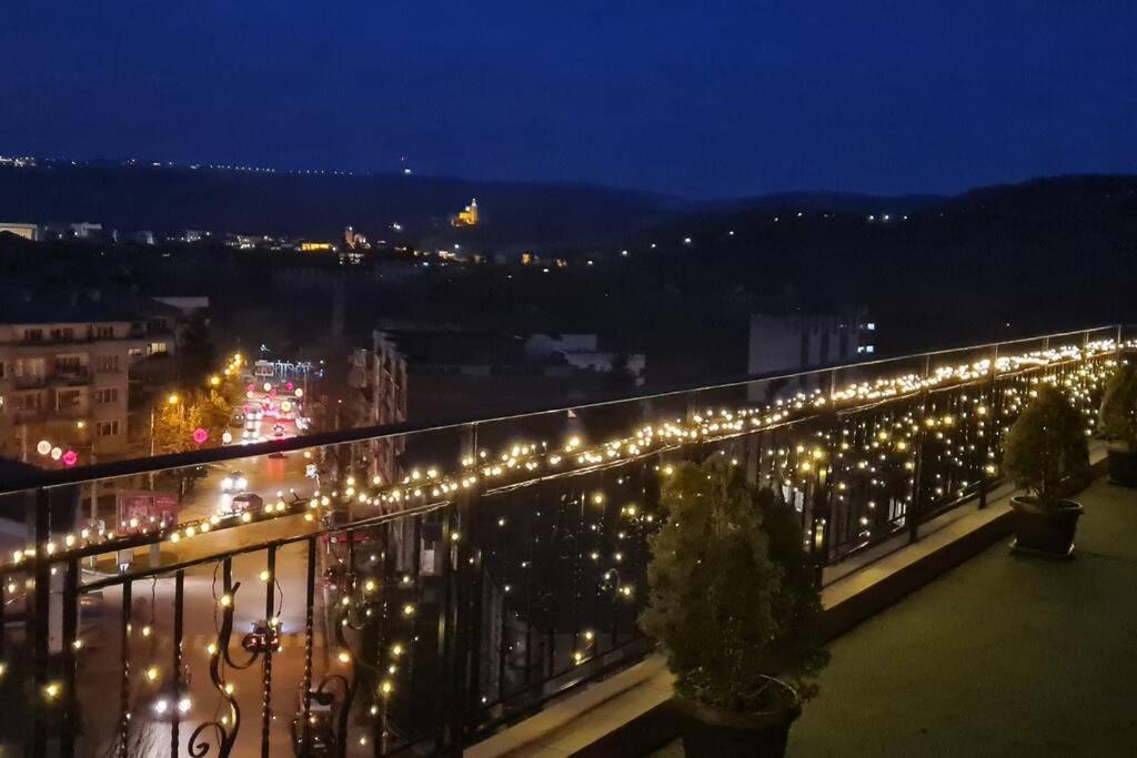 Unique Studio- Great Balcony And View! Parking Possibility! Veliko Tarnovo Extérieur photo
