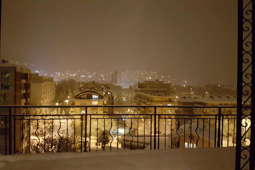 Unique Studio- Great Balcony And View! Parking Possibility! Veliko Tarnovo Extérieur photo